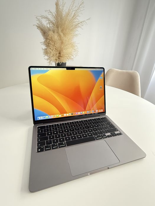 Apple Macbook Air,M2-256GB,8GB