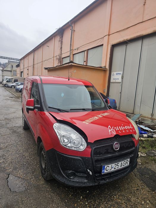 Vând Fiat doblo 2013 1.3
