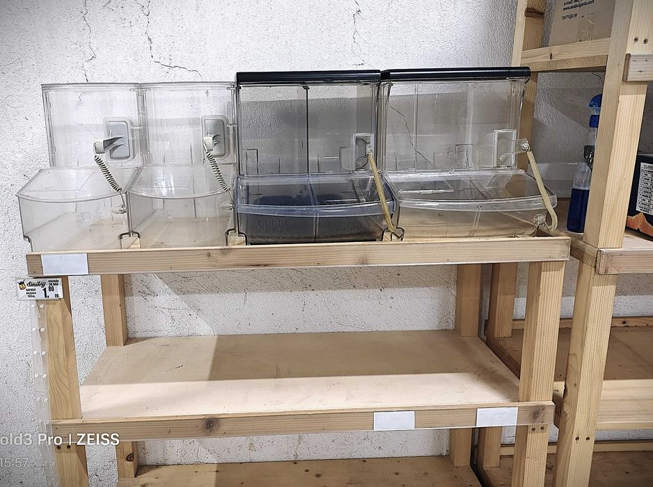 Стелаж с кутии за насипни продукти – ядки, бонбони, подправки и др.