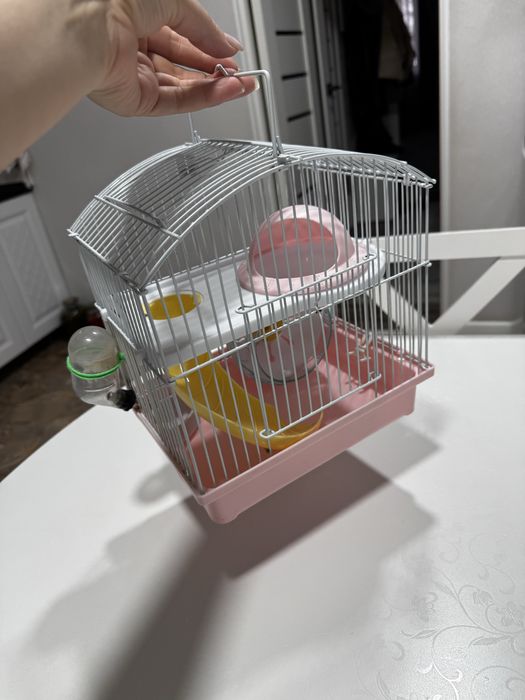 Клетку продам для хомяка