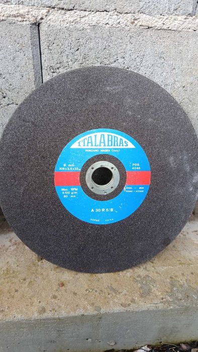 Продавам абразивни дискове за метал