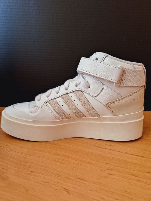 adidas Спортни обувки Forum Bonega Mid 38 ⅔