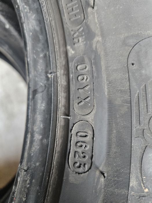 Гуми 225/60/17  2броя