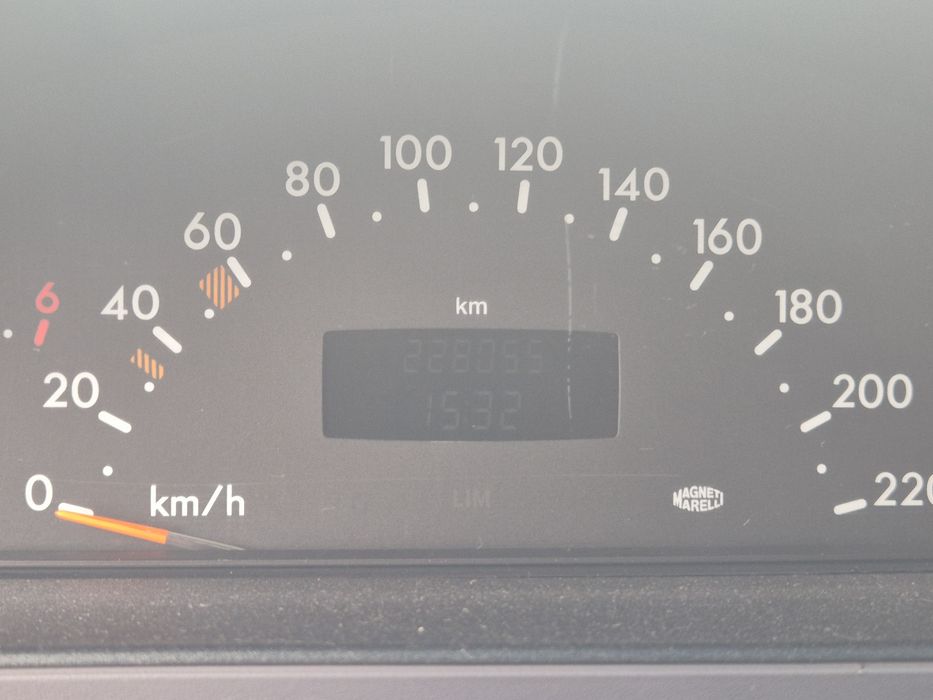 Mercedes clasa  a 140