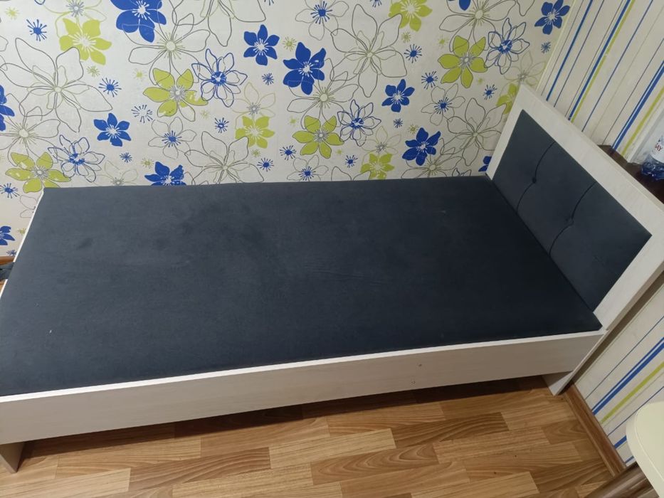 Продаю кровать мебель