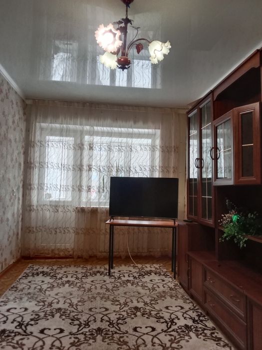 Сдам с 01.09.  2 комн.кв.на Ремзаводе