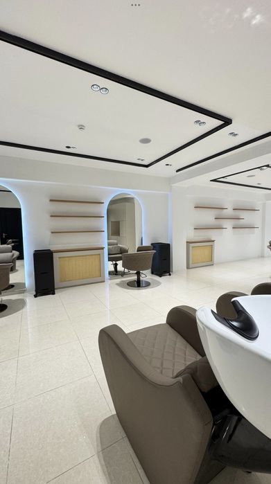 Продаётся готовый салон красоты в АРЕНДЕ в самом центре города