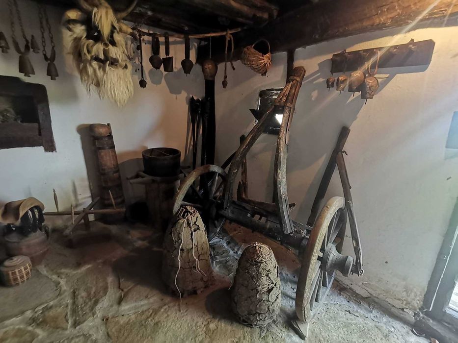 Реставрирана къща в с. Орловци до резерват Боженци