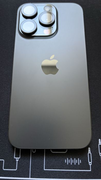 Продам iphone 15 pro 256gb