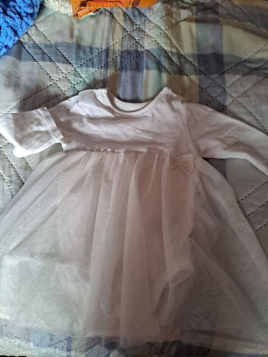 Роклички за бебе момиче