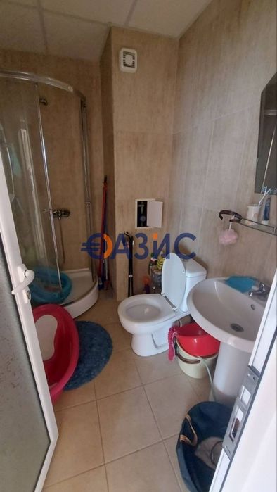 Продава се Двустаен апартамент в к.к. Слънчев бряг - 52 кв.м за 687 €/кв.м - Снимка #12