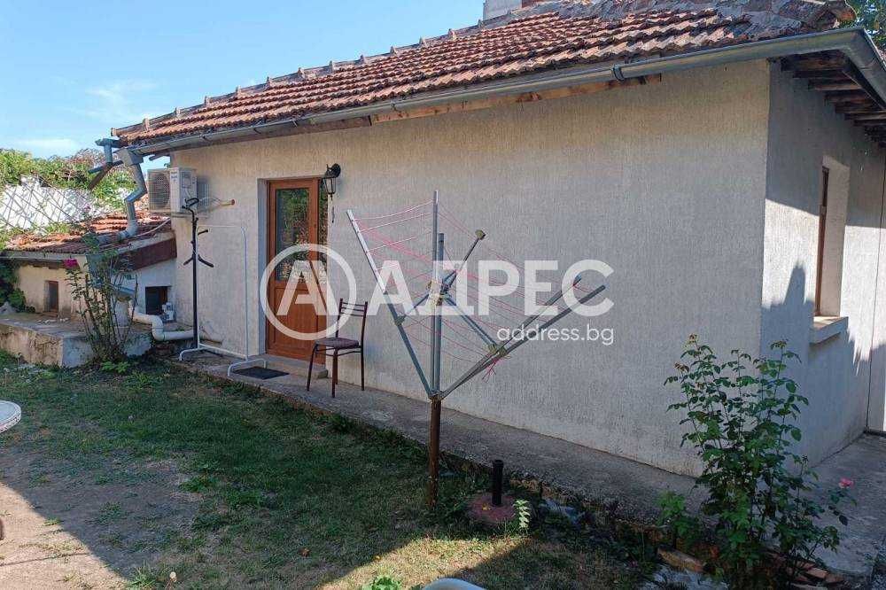 Продава се Къща в Разград, Център - 85 кв.м за 1560 €/кв.м - Снимка #3