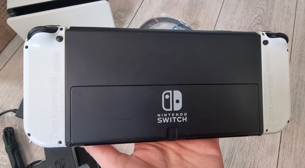 Nintendo switch  за части