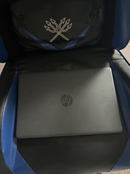 Vand laptop HP ryzen 5500U