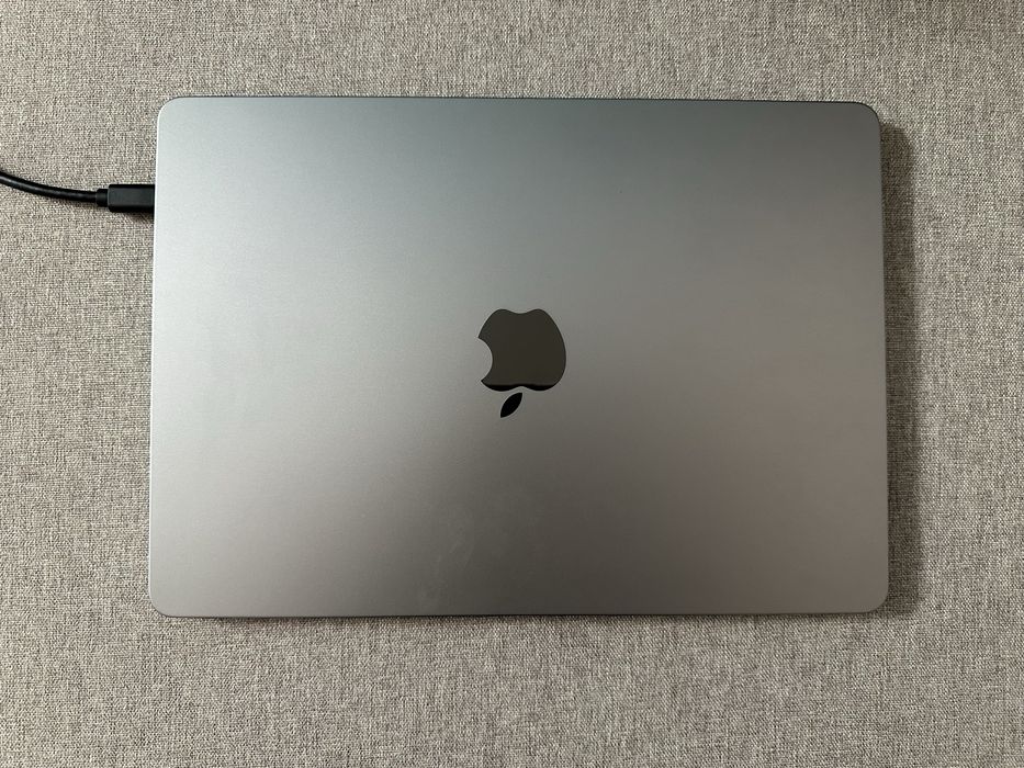 Macbook Air M2 8/256gb
