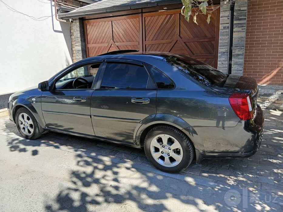 Продается Chevrolet Lacetti / Gentra 3 позиция