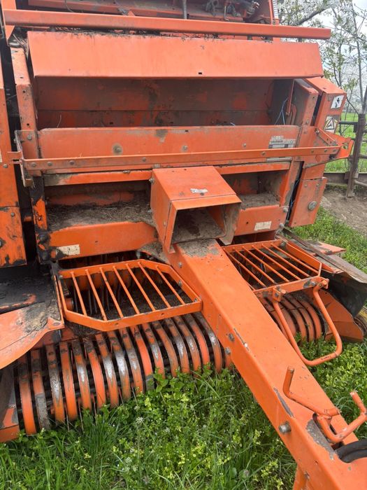 Vand balotiera ca piese de schimb.