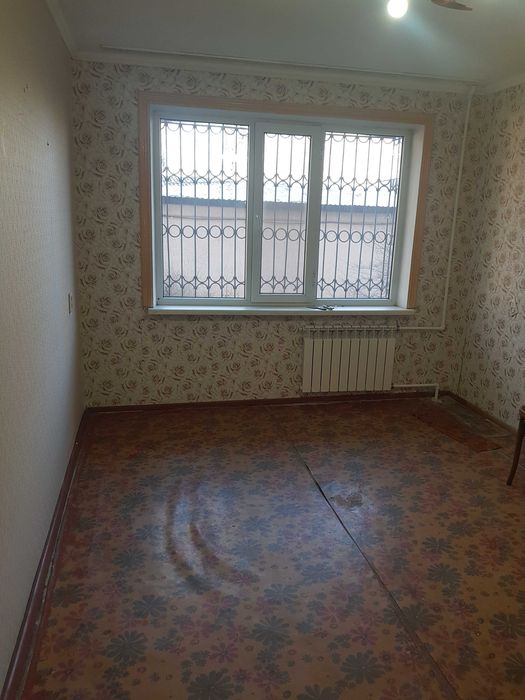 Продам квартиру 1 ком. в 6 мкр.