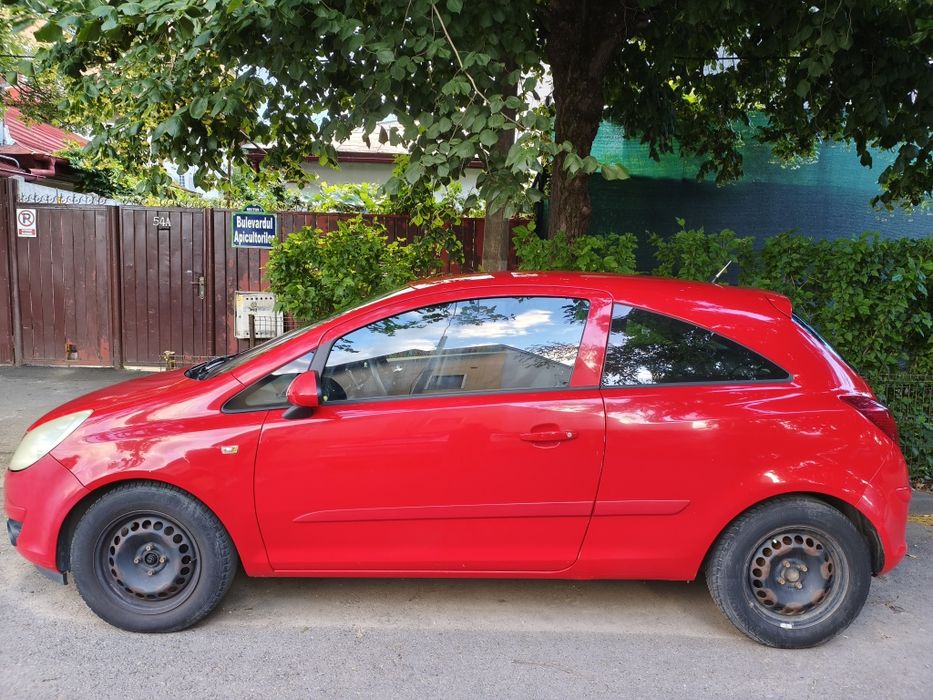 Opel Corsa D Hatchback 2007 181664km 1.0 benzina