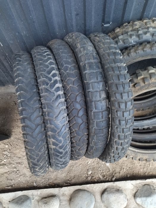 Продам резину на 21