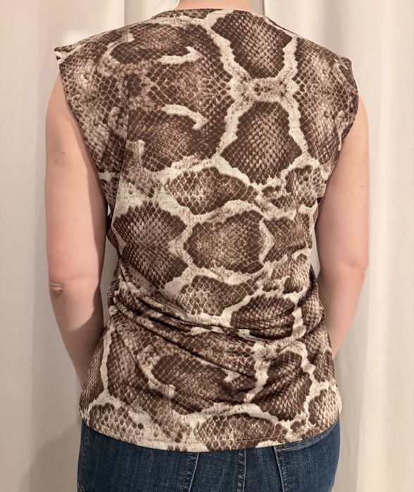 Lot tricouri pentru femei (Zara, H&M)