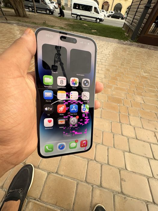 Iphone 14 pro max ekran shleft ketgan