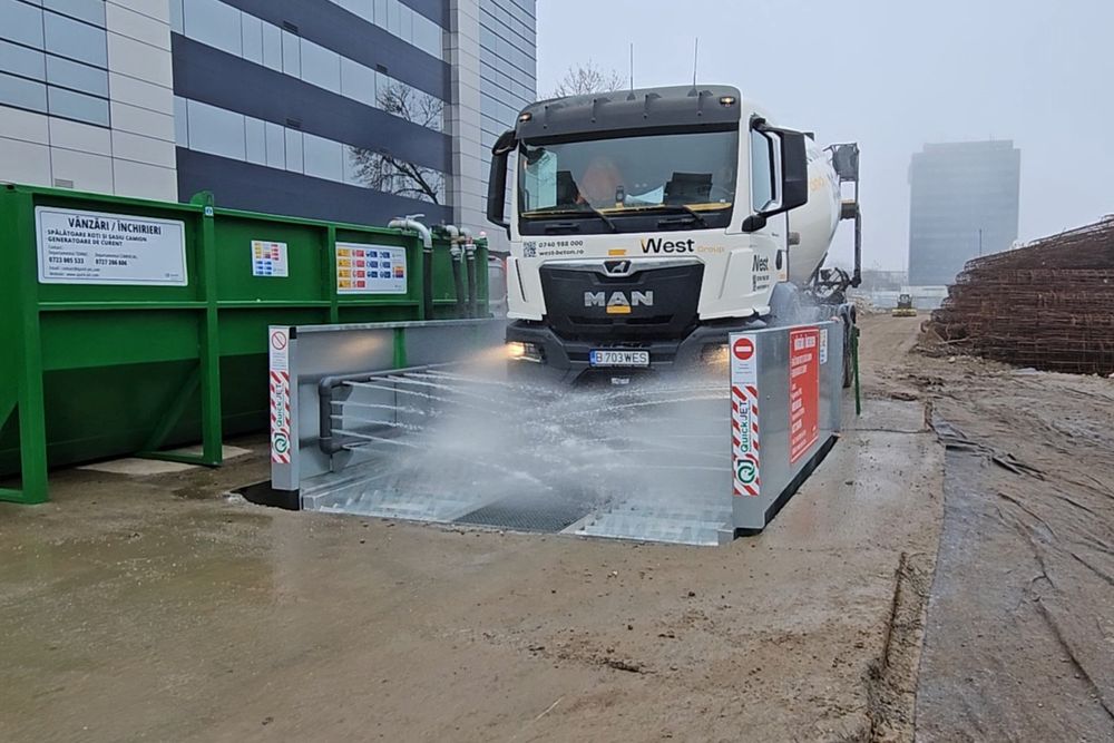 Spalator roti și sasiu camioane pentru santiere constructii