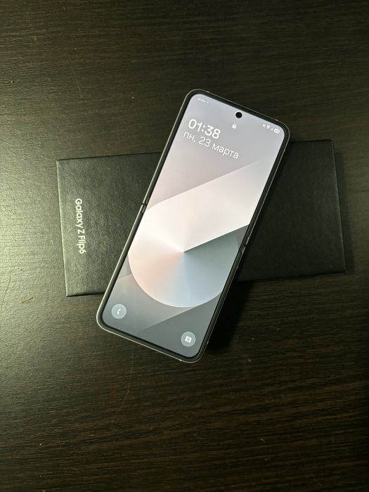 Продам Z flip 6 512gb