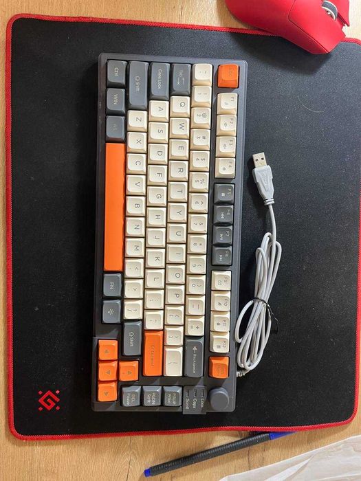 Клавиатура Xunfox k822 почти новая