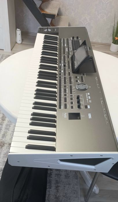 Ofer Garanție Notariala Doi Ani.Korg pa 4x Muzicant 76 adus din Germania azi ca și Nou husa Noua Set 2026 Nu schimb cu nimic  Preț fixx