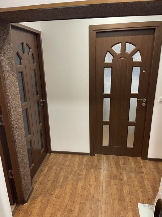 Vand apartament 4 camere
