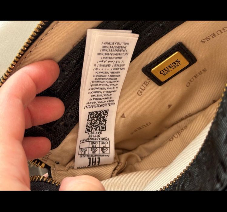 сумка кросс боди Guess