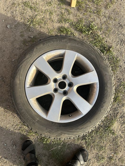 Продам резину R18 б/у