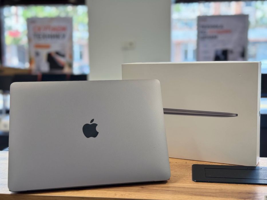 MacBook Air M1 2020