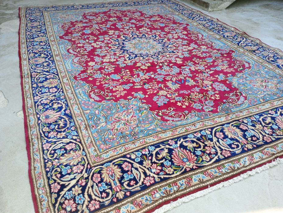 Истински персийски килими