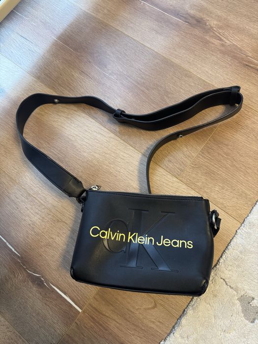 Маркови чанти Guess Calvin Klein