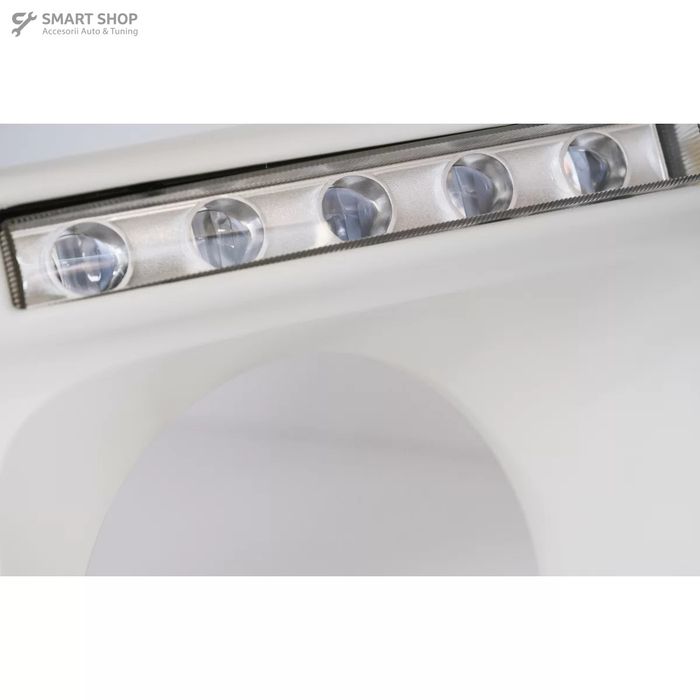 Carcasa faruri cu Lumini de zi dedicate LED DRL Mercedes G-class W463