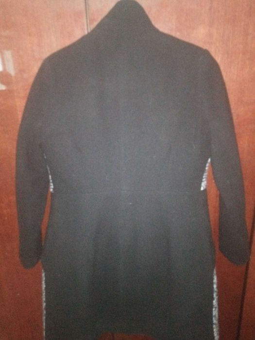 Продам полупальто весеннее