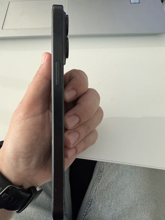 Vand iphone 15 pro max 256gb