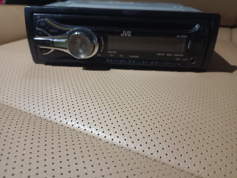 Jvs оригинал магнитафон продам пультом