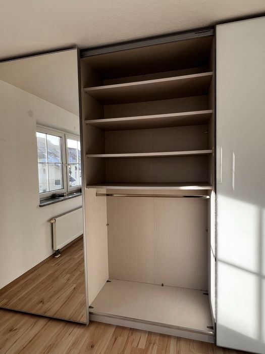 Dressing/Dulap 337/240/65 cm 3 usi culisante sticla alba/oglinda