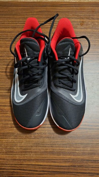 Adidasi Nike 42.5