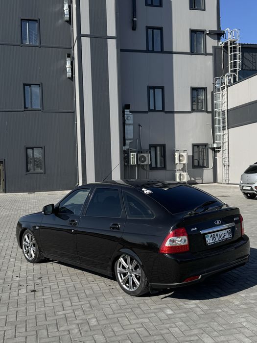 Продам Ладу Приору 2015
