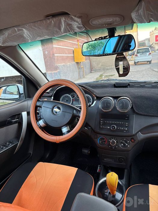 Nexia 3 avtomat sotiladi