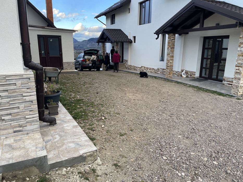 Montaj pavele Brasov de la 50 lei/mp | Borduri | Pavaj curti