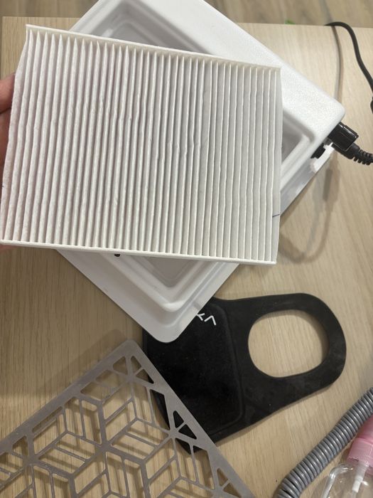 ÜLKA TINY Aspirator de praf manichiura