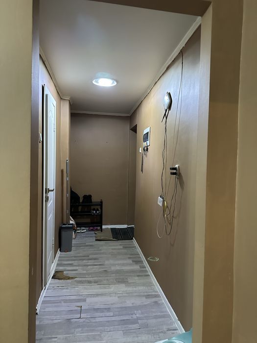 Продаю квартиру в Пришахтинске