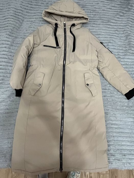 Продам зимнюю куртку за 3000