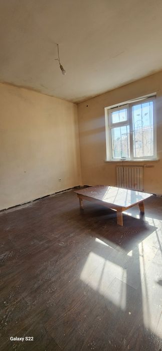 Срочно продается 2 ком.. Квартира.Корасув (Мотрит)