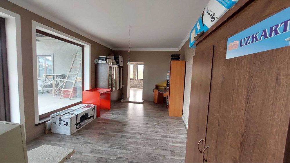 Просторный 2-этажный дом под офис, без посредников